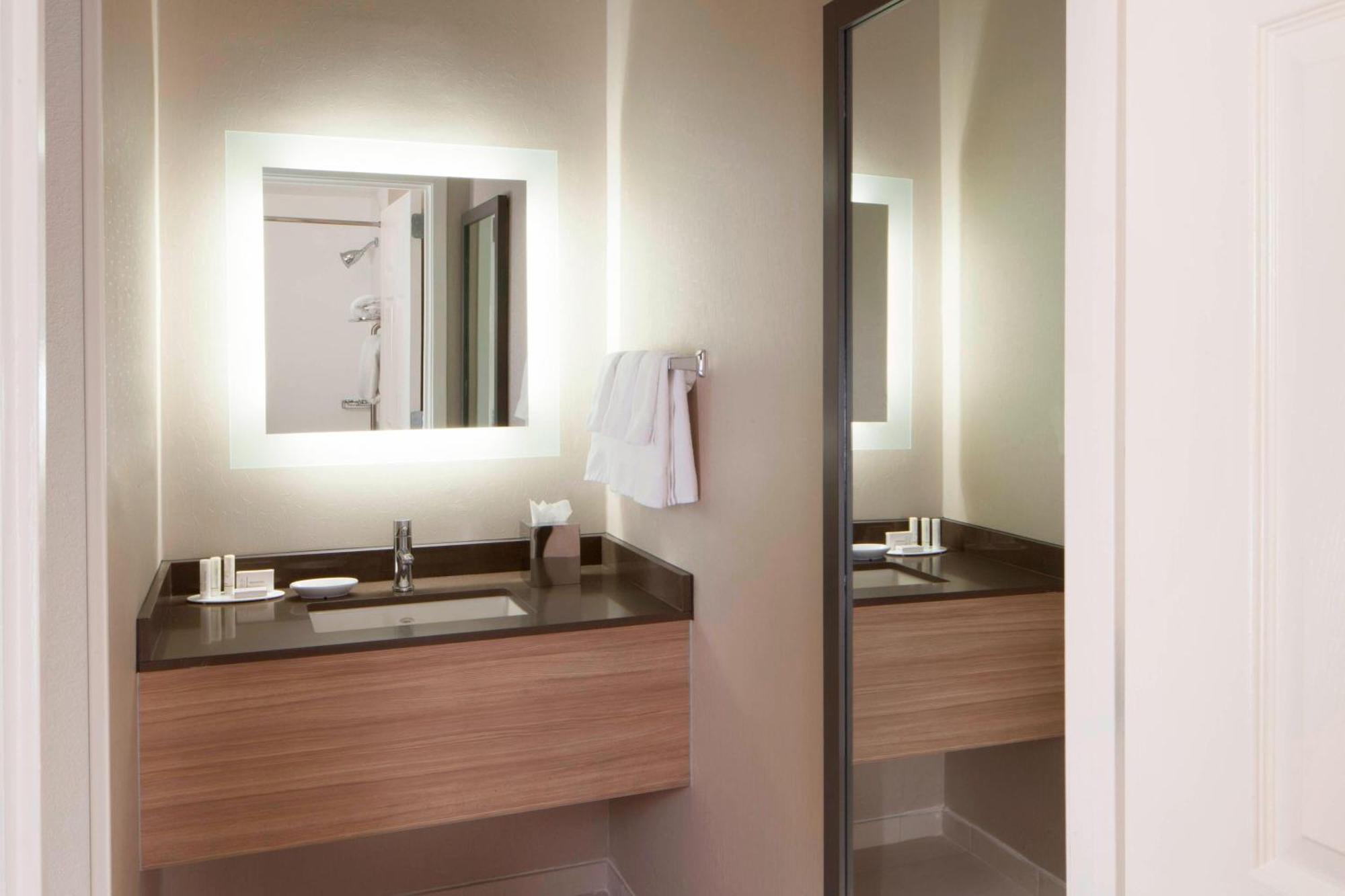 Springhill Suites By Marriott Atlanta Kennesaw Eksteriør billede